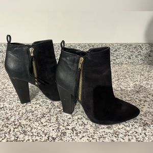 Short heeled booties